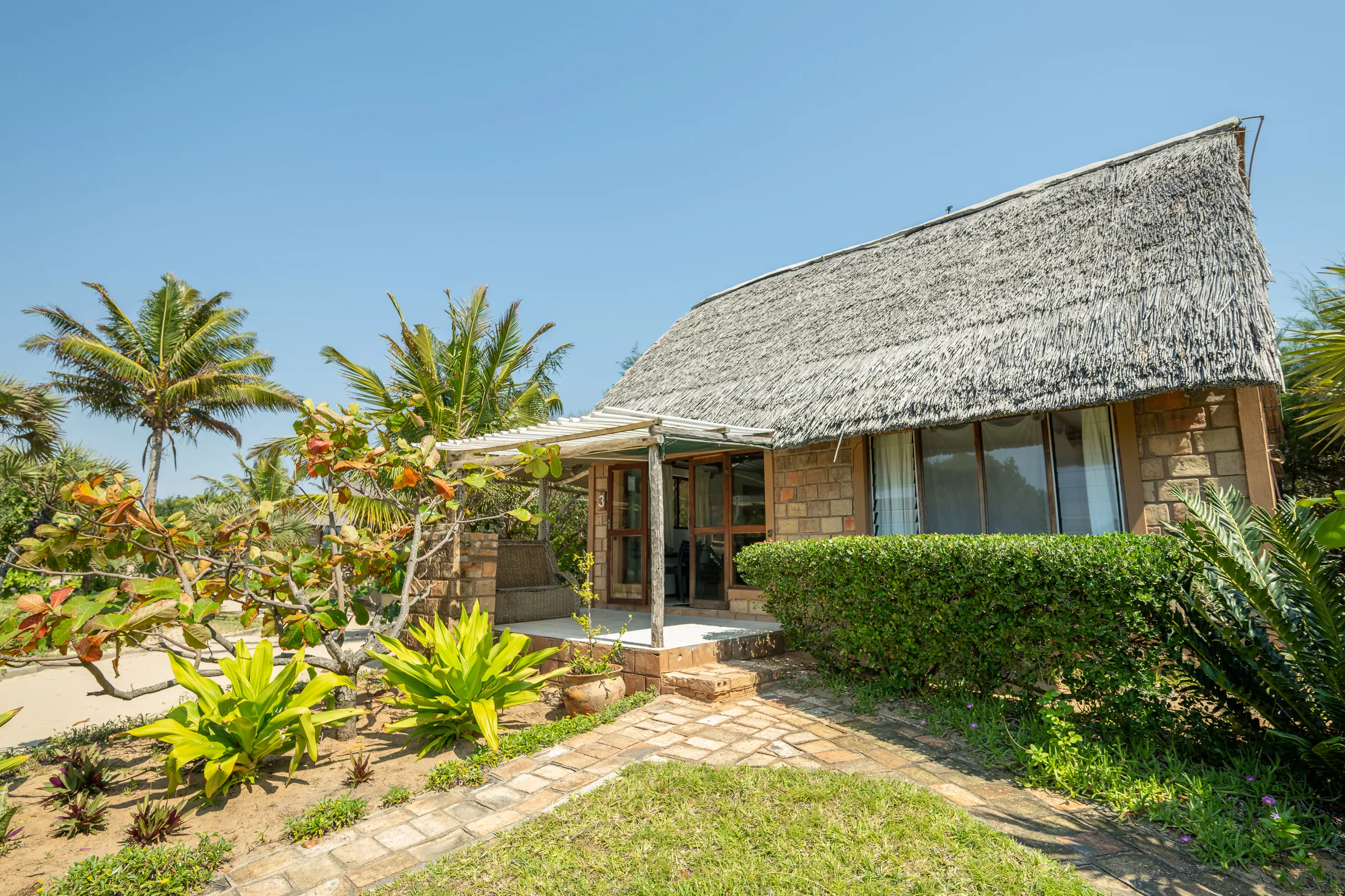 Sunway Mozambique Inhambane Bay View Lodge Bruce Taylor-811086
