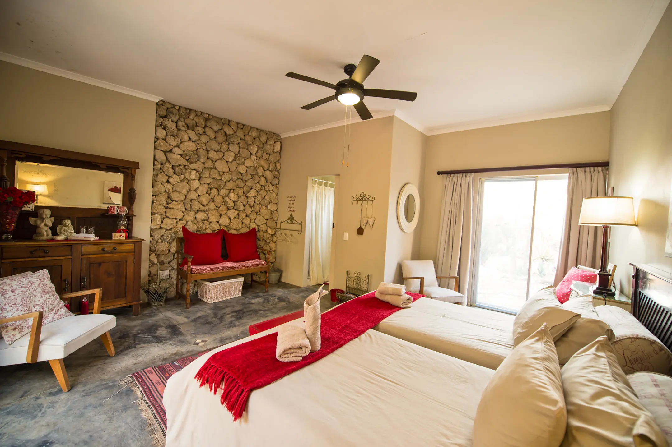 Sunway Namibia Etosha Tarentaal Guest House Bruce Taylor-7157